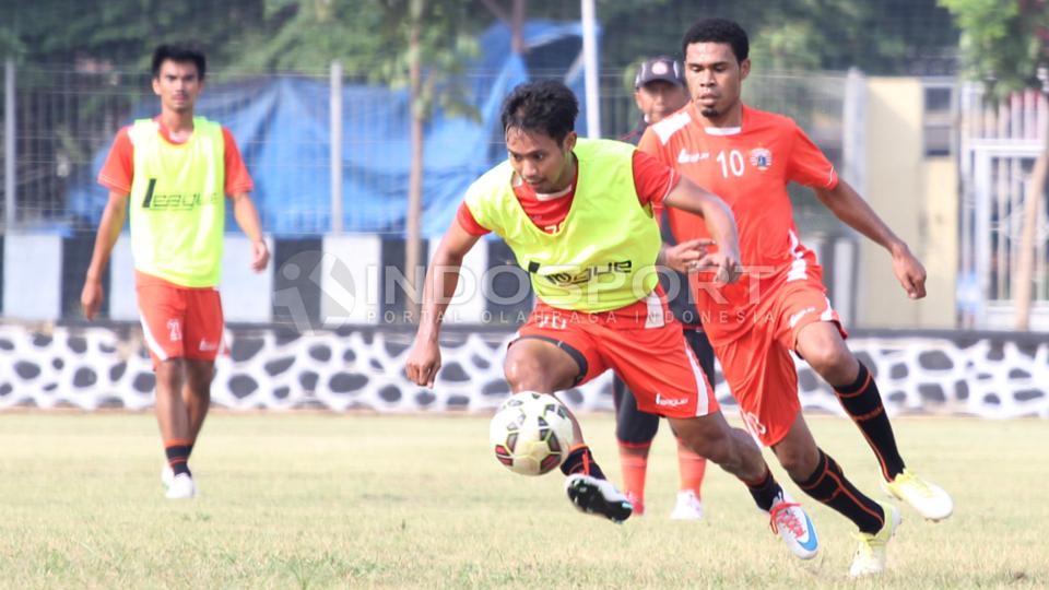 Pemain asal Persija Jakarta U-21 (tengah) juga ikut dalam seleksi guna memperkuat tim Macan Kemayoran di Piala Presiden.